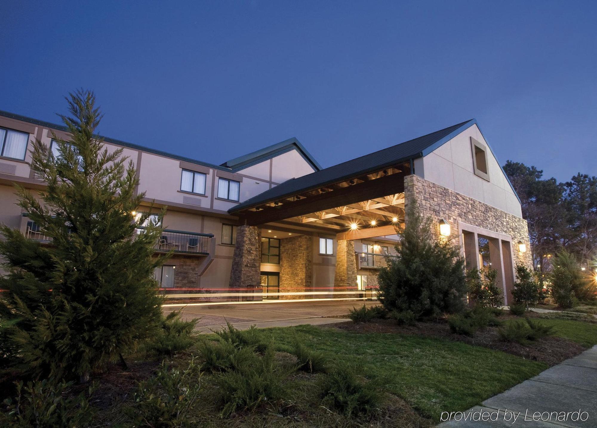 Cabot Lodge Jackson North Ridgeland Exterior photo